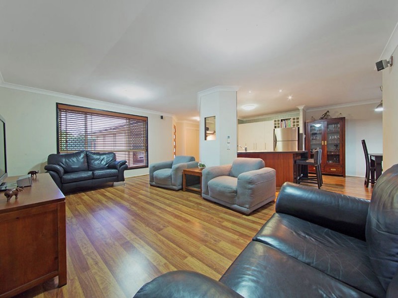 7 Manettia Street, Wynnum West QLD 4178