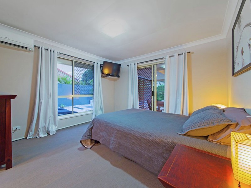 7 Manettia Street, Wynnum West QLD 4178