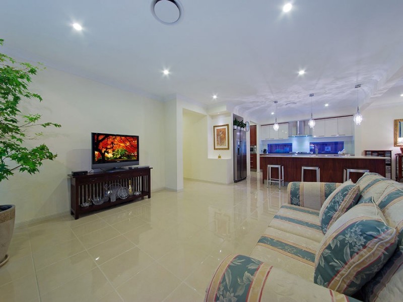 1 Pennington Street, Wakerley QLD 4154