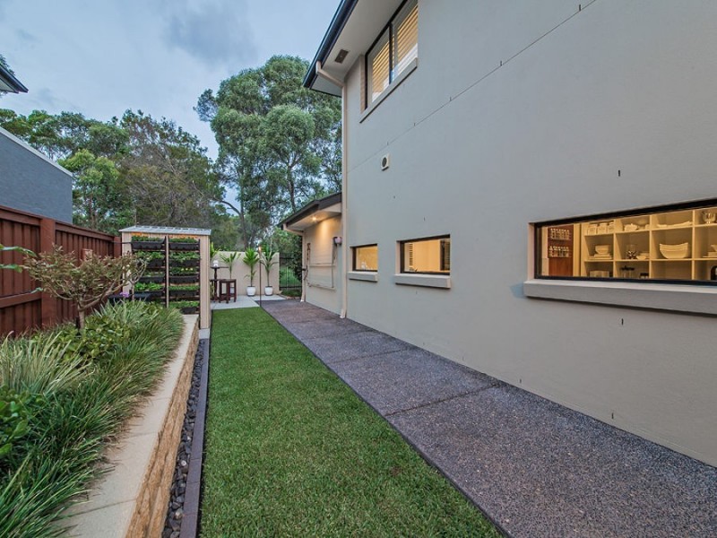 1 Pennington Street, Wakerley QLD 4154