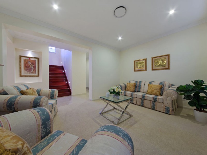 1 Pennington Street, Wakerley QLD 4154