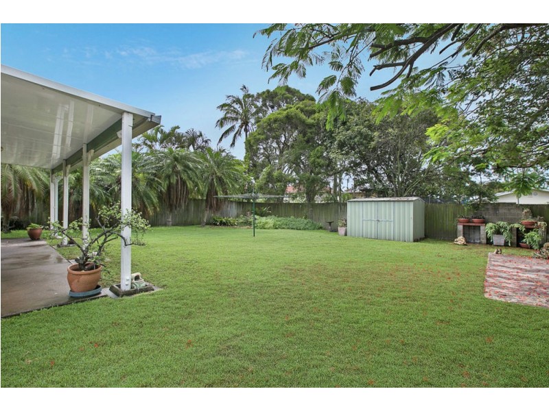 16 Gateway Street, Wynnum West QLD 4178