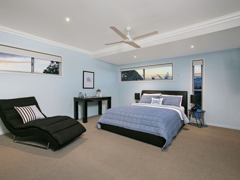 35 Bonniebrae Street, Wynnum West QLD 4178