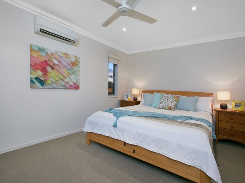 35 Bonniebrae Street, Wynnum West QLD 4178