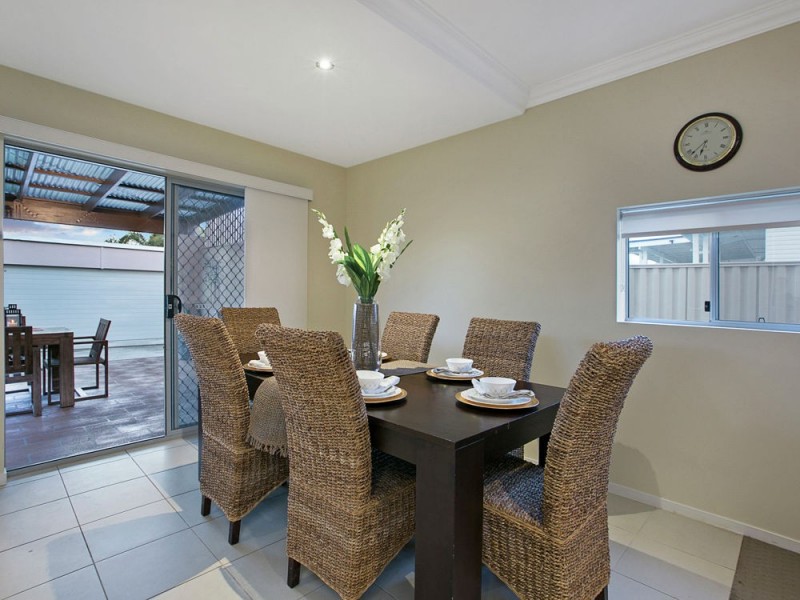 35 Bonniebrae Street, Wynnum West QLD 4178