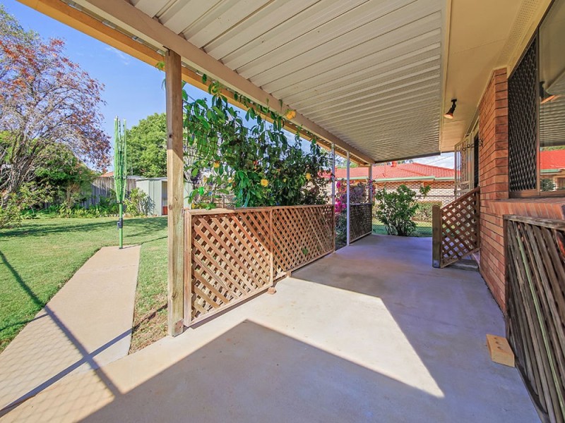 7 Berrimilla Street, Manly West QLD 4179