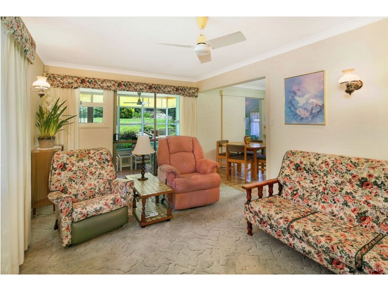 25 Brentnall Street, Norman Park QLD 4170
