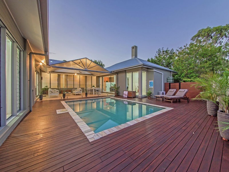 2 Hepburn Close, Wakerley QLD 4154