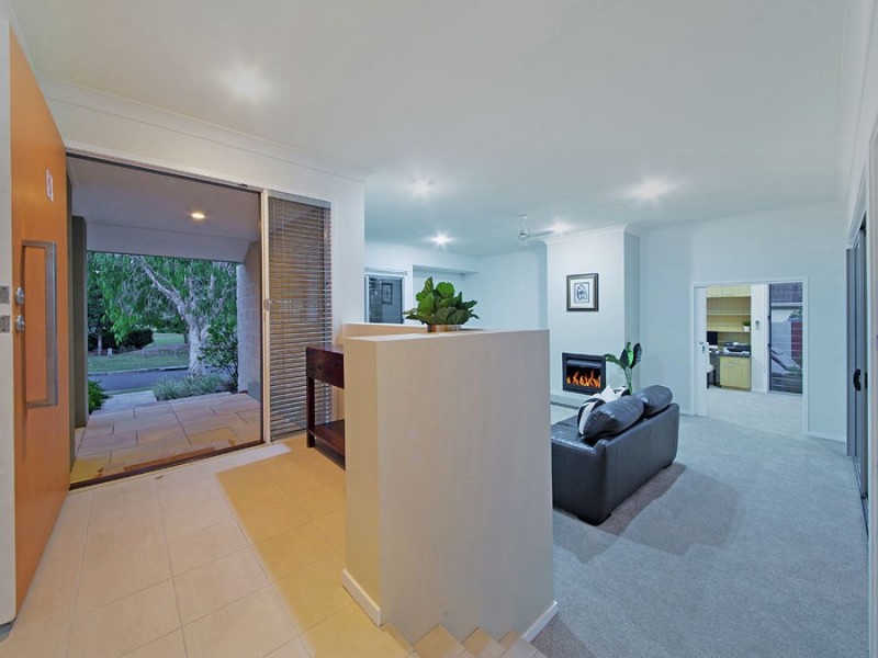 2 Hepburn Close, Wakerley QLD 4154