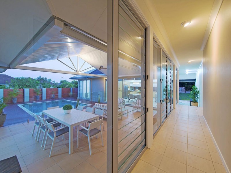 2 Hepburn Close, Wakerley QLD 4154