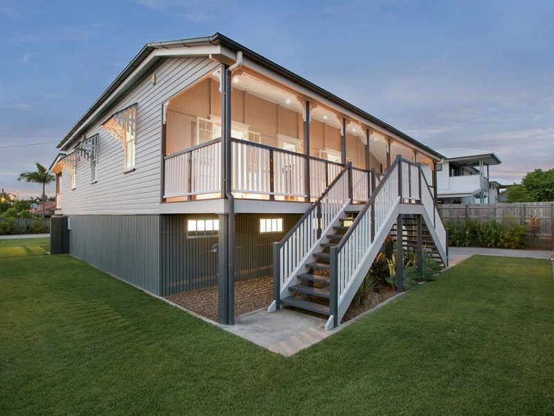 43 Emsworth Street, Wynnum QLD 4178