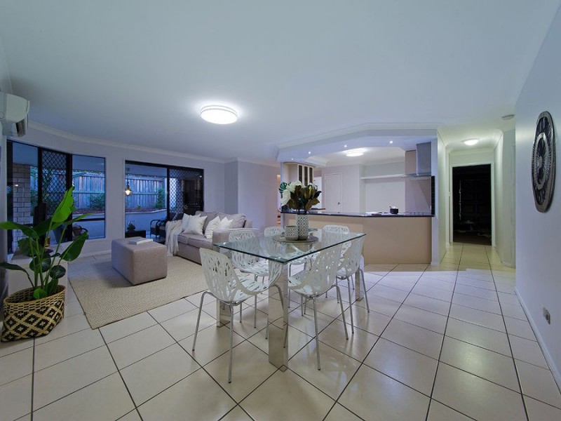 1 Figtree Place, Wakerley QLD 4154