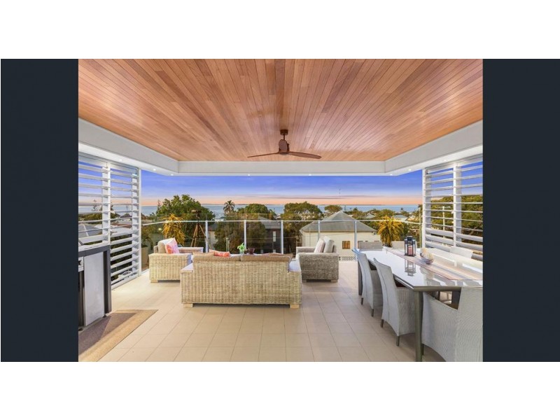 38 Akonna Street, Wynnum QLD 4178