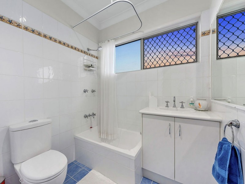 115 Greta Street, Manly West QLD 4179