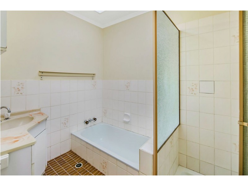 16 Nevis St, Manly West QLD 4179