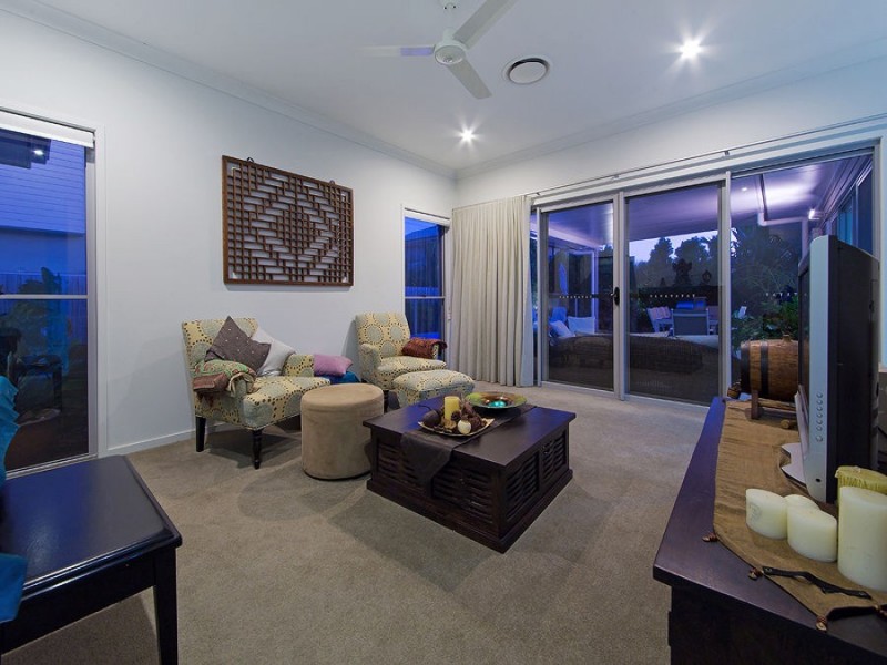 41 Brook Street, Wakerley QLD 4154