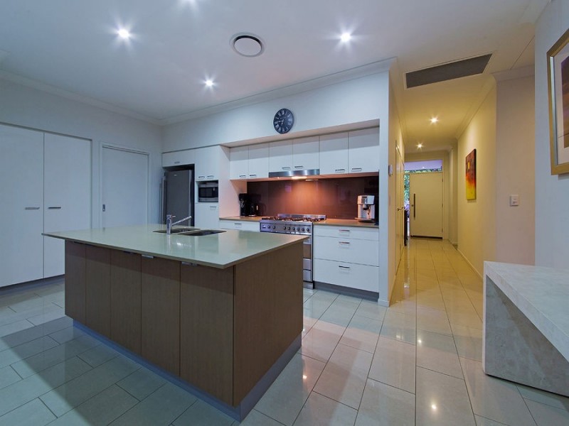 41 Brook Street, Wakerley QLD 4154