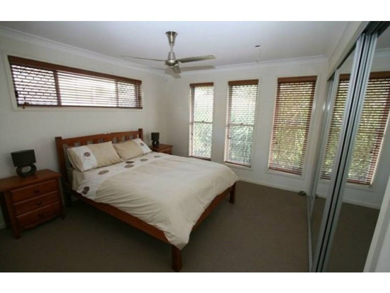 17 Olsen Street, Wakerley QLD 4154