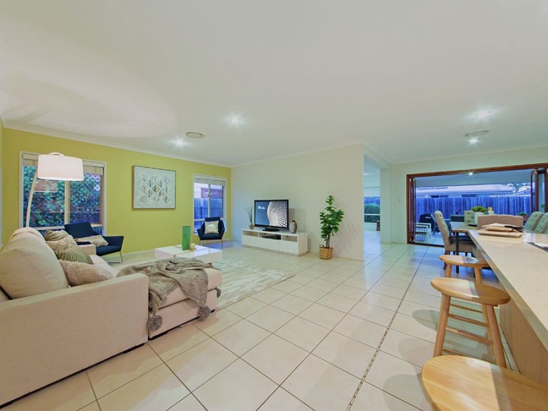 43 Higgs Circuit, Wynnum West QLD 4178