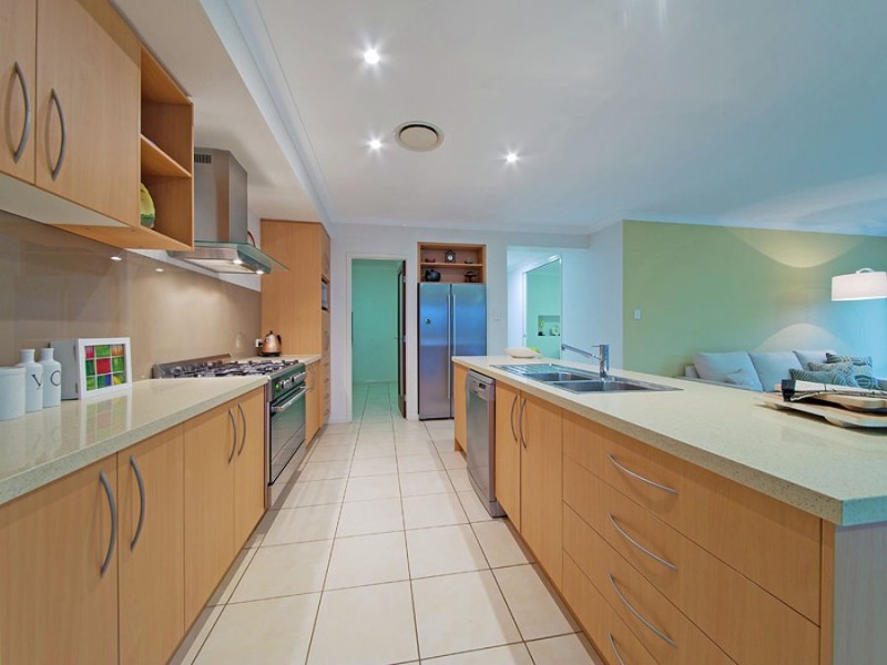 43 Higgs Circuit, Wynnum West QLD 4178