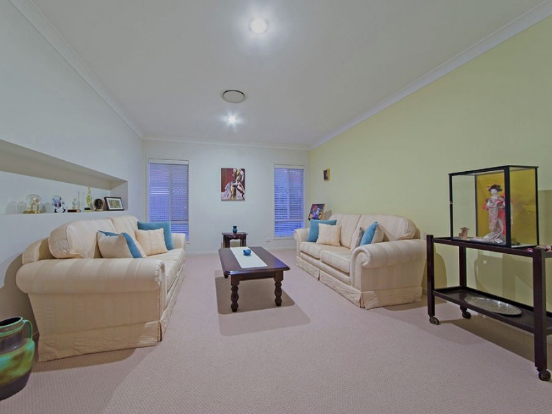 43 Higgs Circuit, Wynnum West QLD 4178