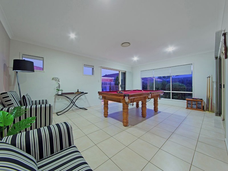 43 Higgs Circuit, Wynnum West QLD 4178