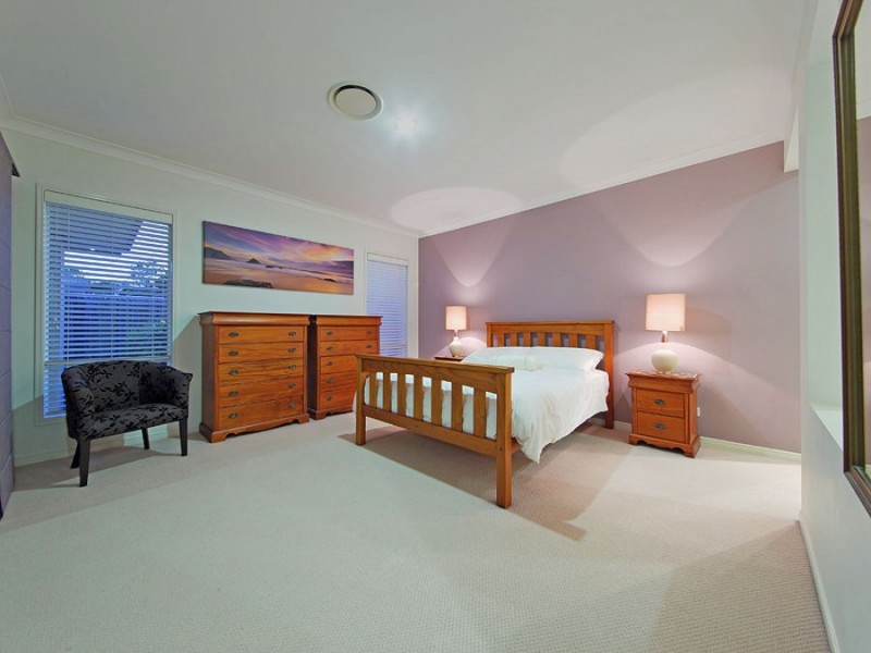 43 Higgs Circuit, Wynnum West QLD 4178