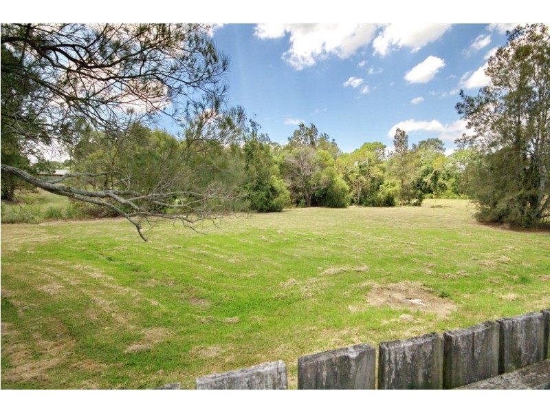 5 Rene Ct, Wynnum QLD 4178