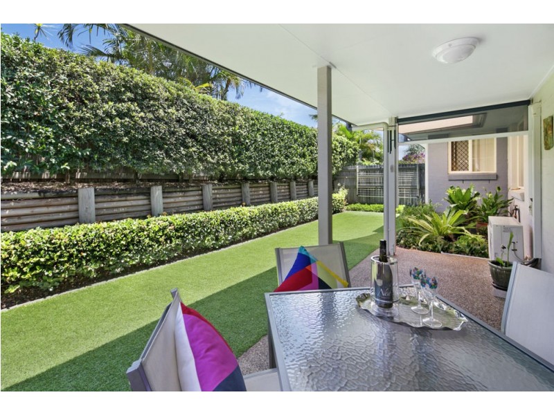 40/8 Zahner Pl, Manly West QLD 4179