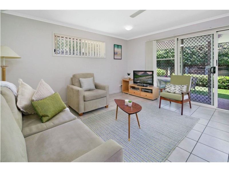 40/8 Zahner Pl, Manly West QLD 4179