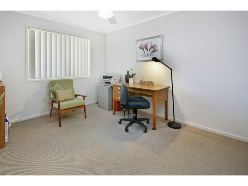 40/8 Zahner Pl, Manly West QLD 4179