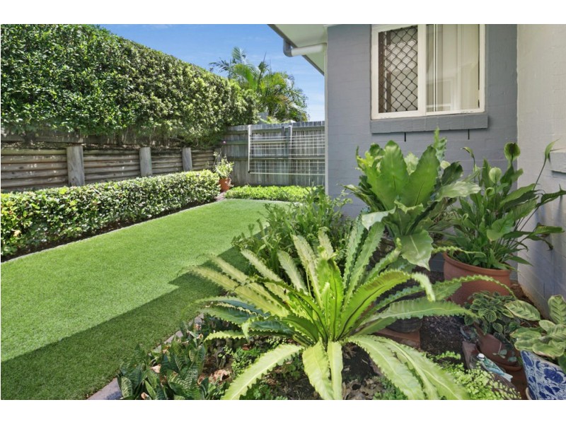 40/8 Zahner Pl, Manly West QLD 4179