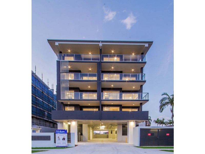 11 Besham Pde, Wynnum QLD 4178