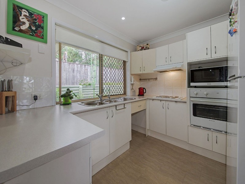 11/11 Thornlake Court, Tingalpa QLD 4173