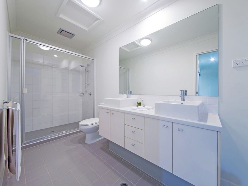 17 Margaret Crescent, Wakerley QLD 4154