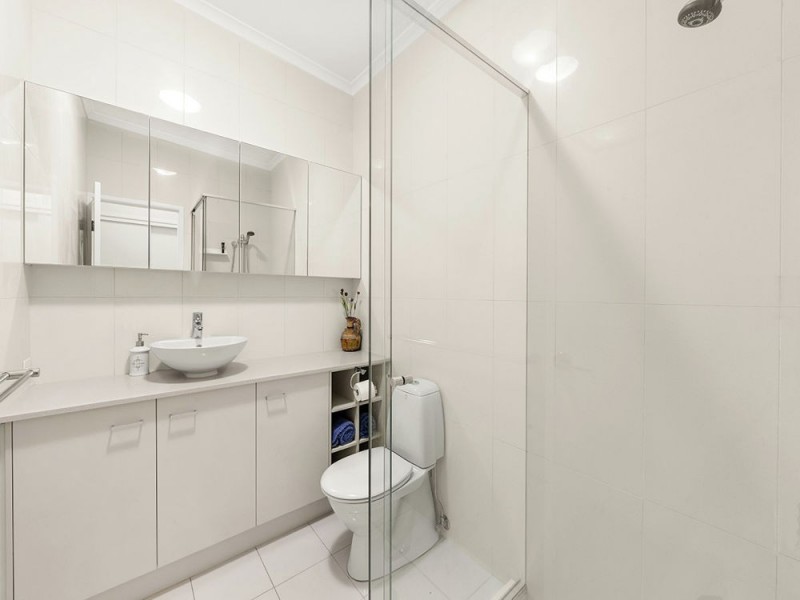 156 Melville Terrace, Manly QLD 4179