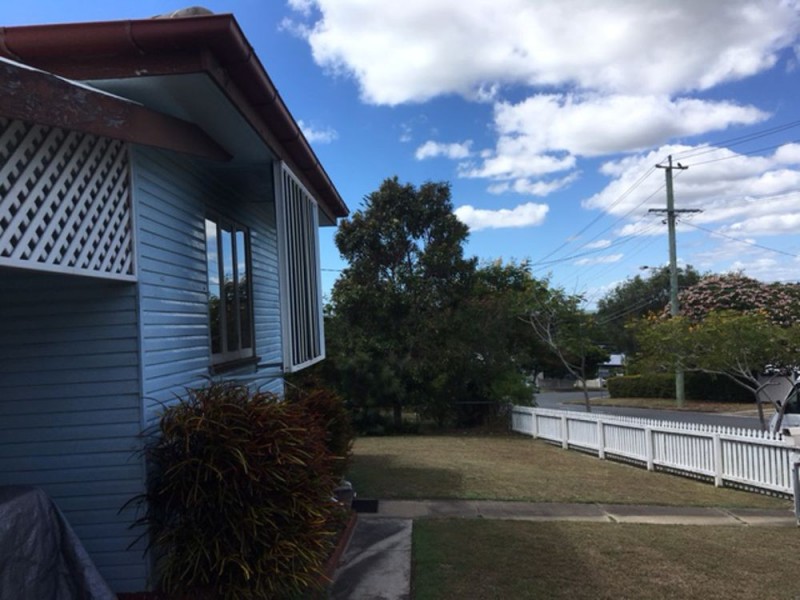 4 Greta St, Manly West QLD 4179