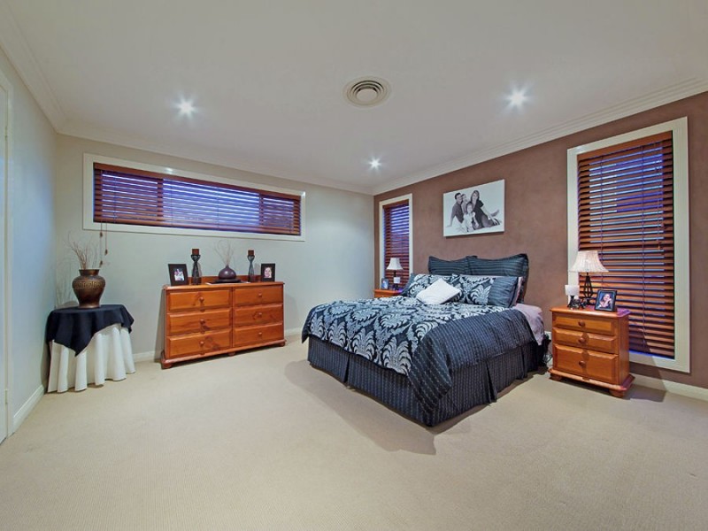 94 Behan Crescent, Wakerley QLD 4154