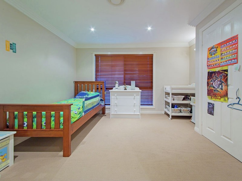 94 Behan Crescent, Wakerley QLD 4154