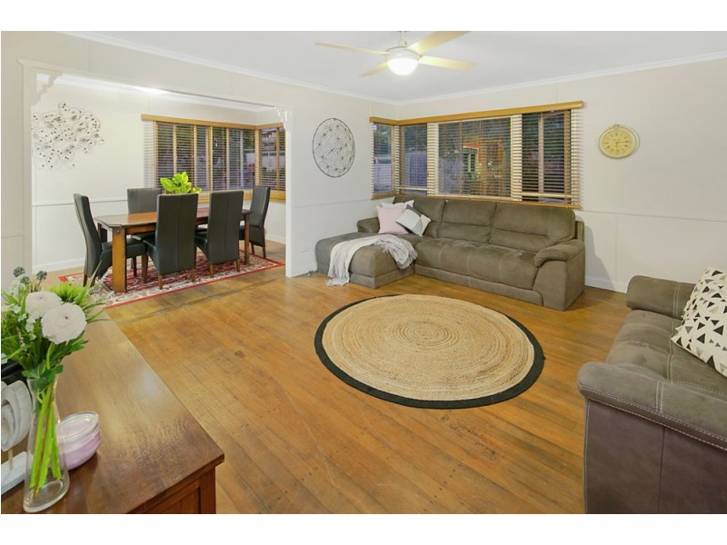 11 Nevis St, Manly West QLD 4179