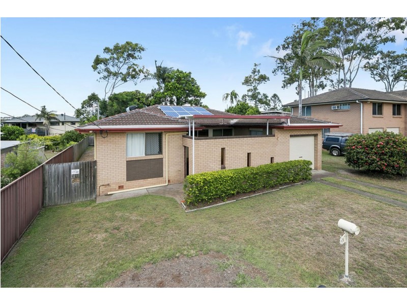 3 Winston St, Wynnum West QLD 4178