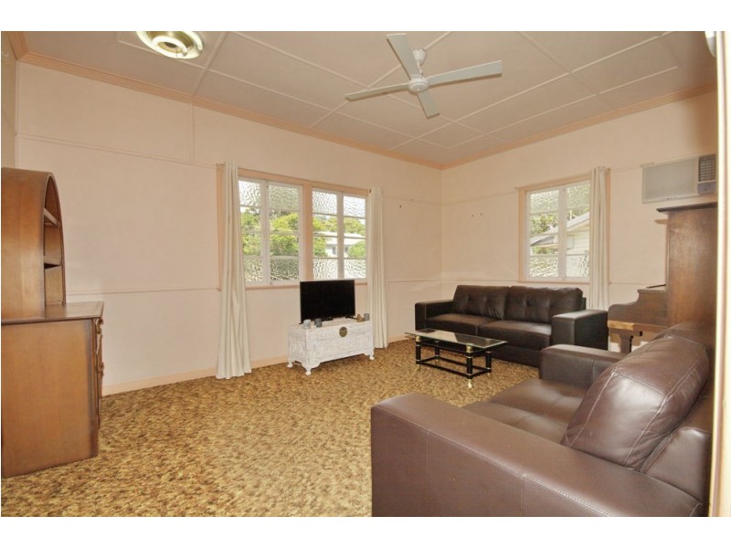 31 Fisher Street, Manly QLD 4179