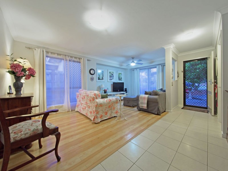 62 Williams St, Wakerley QLD 4154