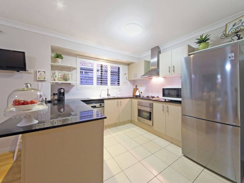 62 Williams St, Wakerley QLD 4154