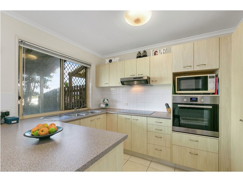 17/320 Manly Road, Manly West QLD 4179