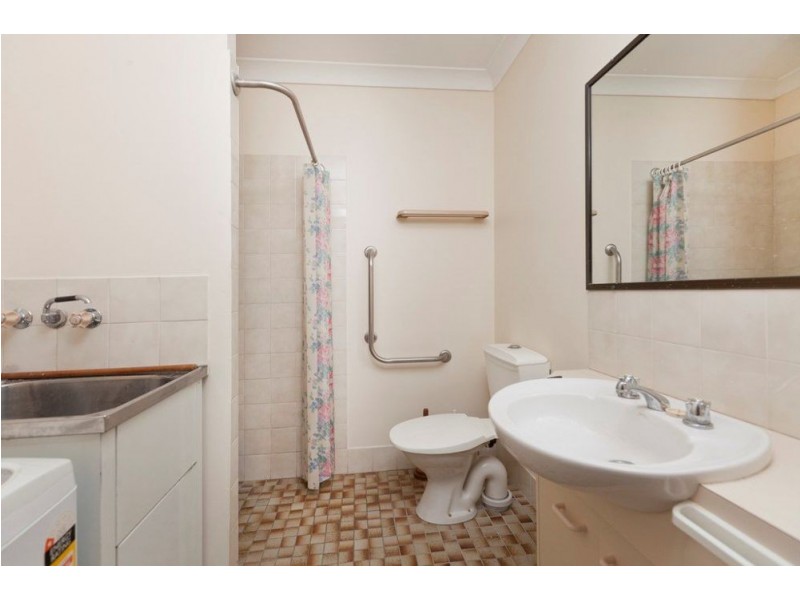 Unit 76/15 Carmichael Court, Wynnum West QLD 4178