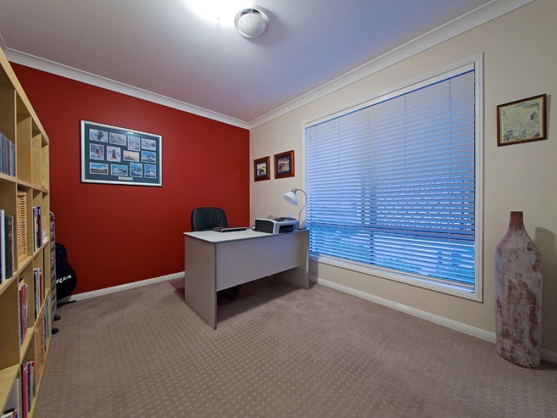 20 Baychester Place, Wakerley QLD 4154