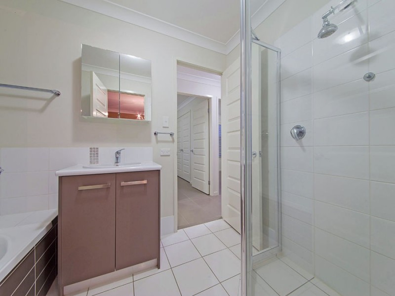 63 Yarra Road, Wakerley QLD 4154