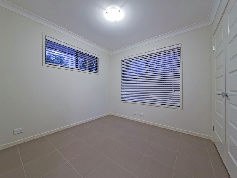 63 Yarra Road, Wakerley QLD 4154