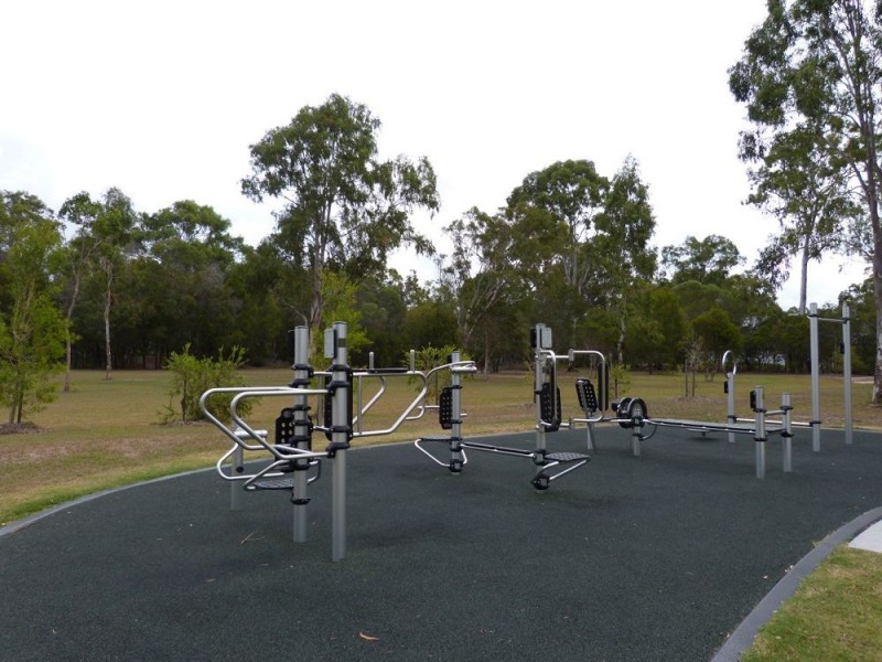 25 Red Gum Crescent, Wakerley QLD 4154